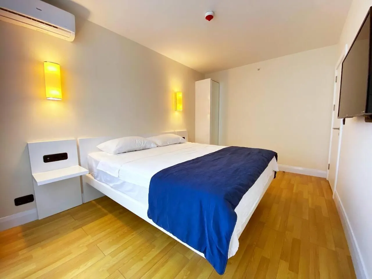 Orbi City Two Rooms Apt - 27 Floor Sea - Mout View Batumi 0*,  Georgia